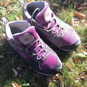 Girls hiking boots